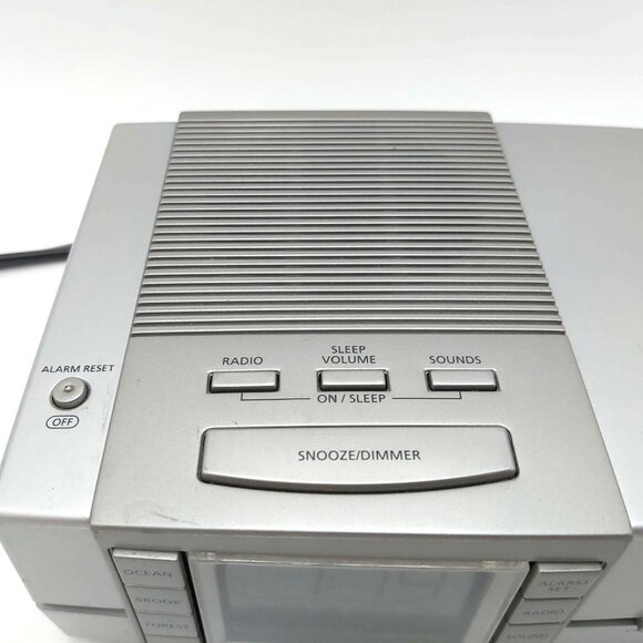 Timex T434S Triple Alarm Clock Radio AM-FM with 4 Nature Sounds Options and DST - Picture 6 of 10